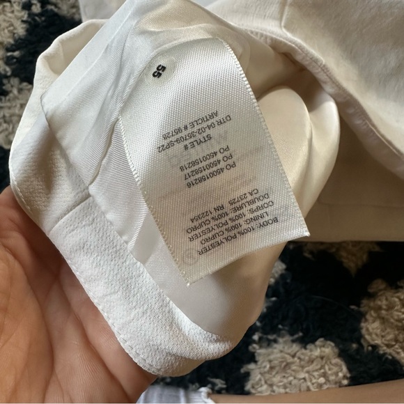 ARITZIA wilfred vest - Picture 6 of 6